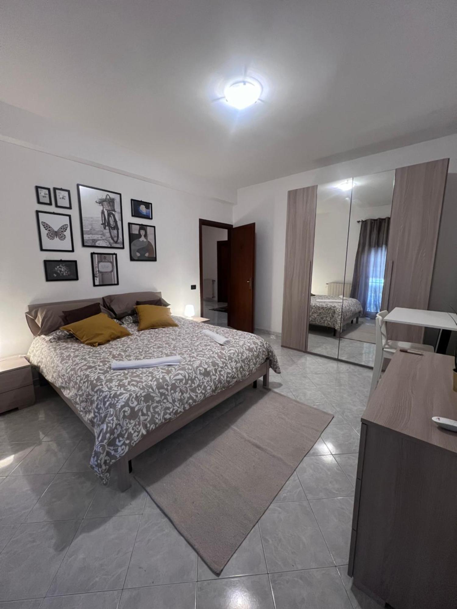 Romesuitetitti المظهر الخارجي الصورة